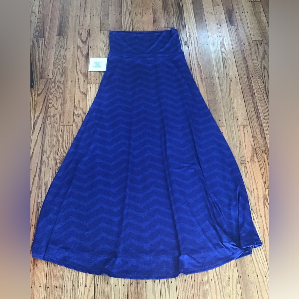 LuLaRoe maxi skirt with blue Geometric Design